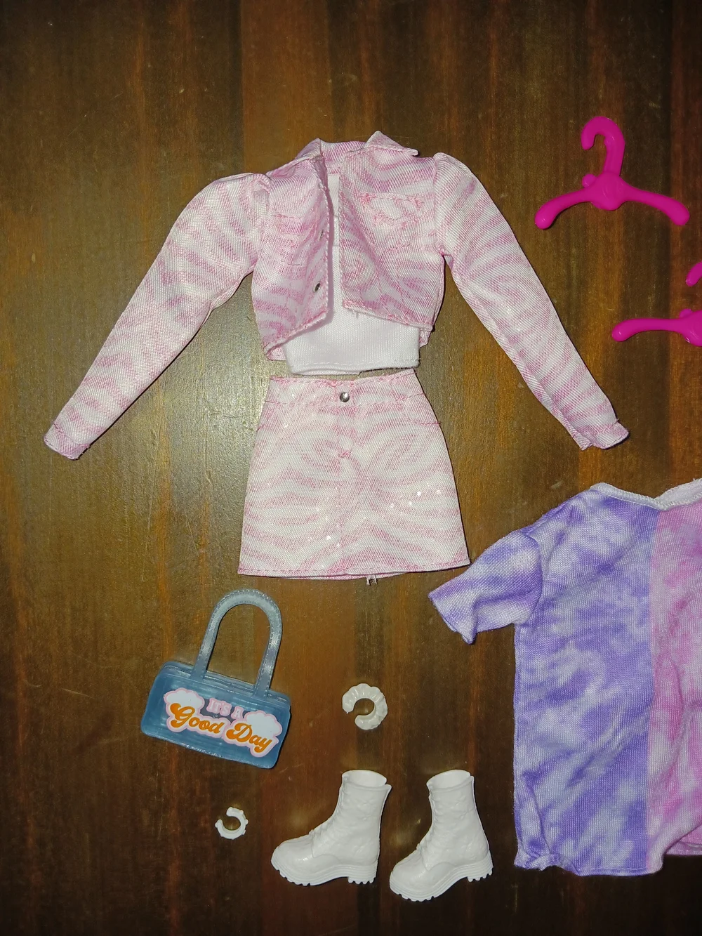 Barbie Doll Lot Of Clothes Outfits Shoes Accessories Hangers